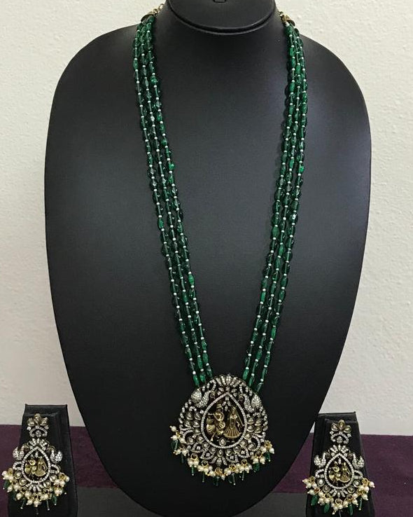 Long Chain With Monalisa Beads